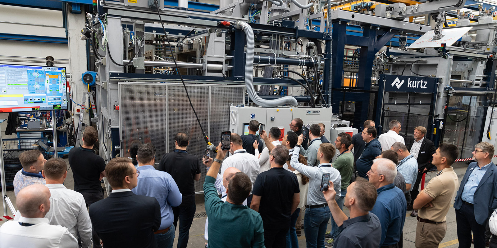 Riesiges Interesse an den live vorgestellten Kurtz Neuheiten Riesiges Interesse an den live vorgestellten Kurtz Neuheiten