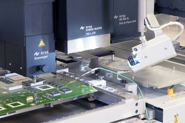 Rework-System HR 600 XL: Automatisches Bearbeiten großer Baugruppen im XL-Format Rework-System HR 600 XL: Automatisches Bearbeiten großer Baugruppen im XL-Format