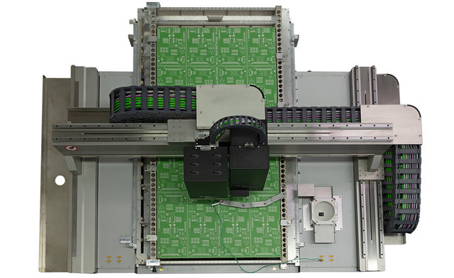 HR 600 XL mit erweiterter Untenheizung zur Bearbeitung besonders großer Baugruppen HR 600 XL mit erweiterter Untenheizung zur Bearbeitung besonders großer Baugruppen