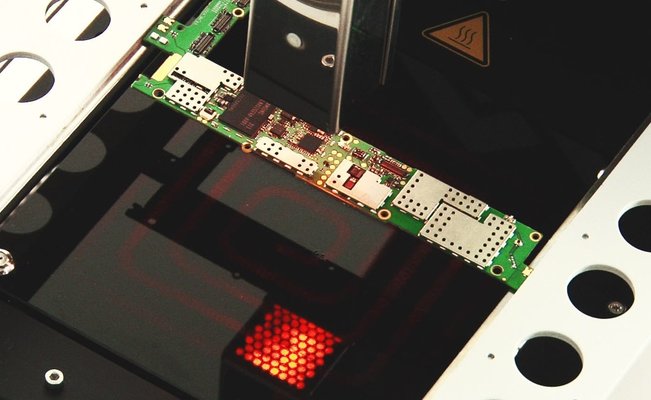 Hocheffizientes Baugruppenrework mit Ersa Reworksystemen Hocheffizientes Baugruppenrework mit Ersa Reworksystemen